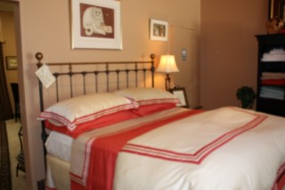 Iron Bed Store Picture 1